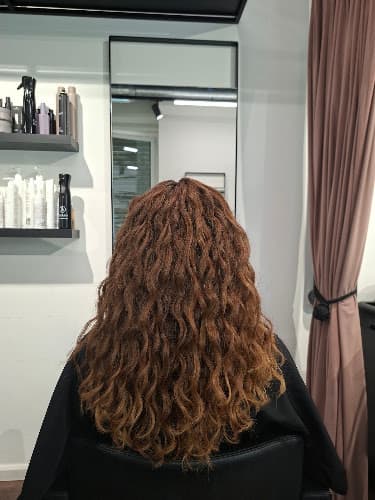 Curl-ish - Hürststrasse — Coiffeur in Zürich