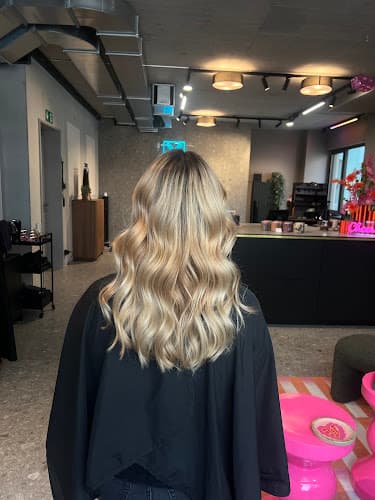 Kaiser Macht's — Coiffeur in Zürich