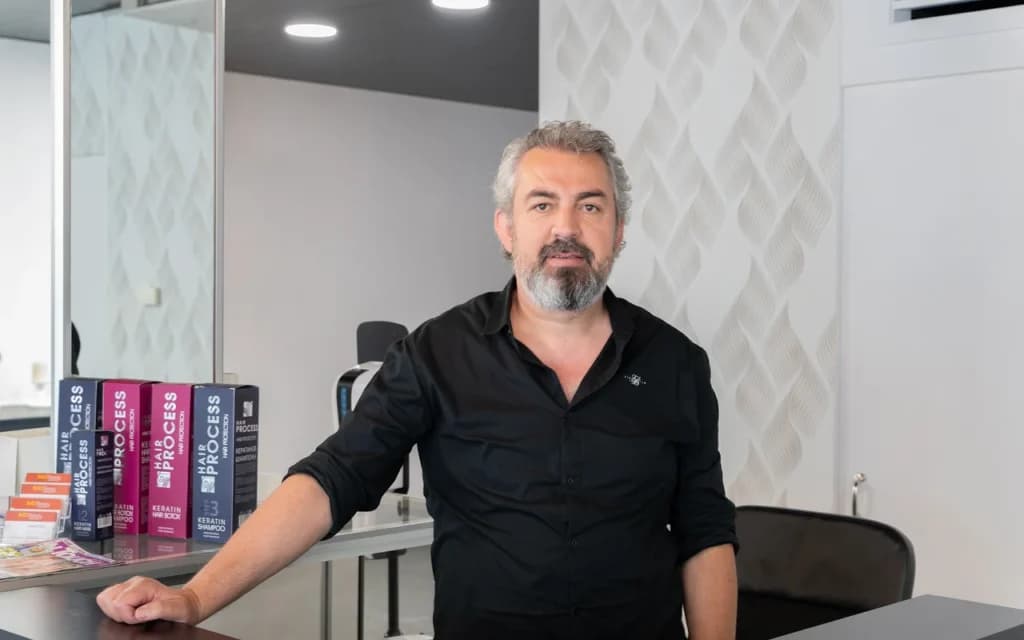 MES Beauty, Ihr Style Coiffeur für blondieren, färben & Laserhaarentfernung in Zürich — Coiffeur in Zürich (Bild 2)
