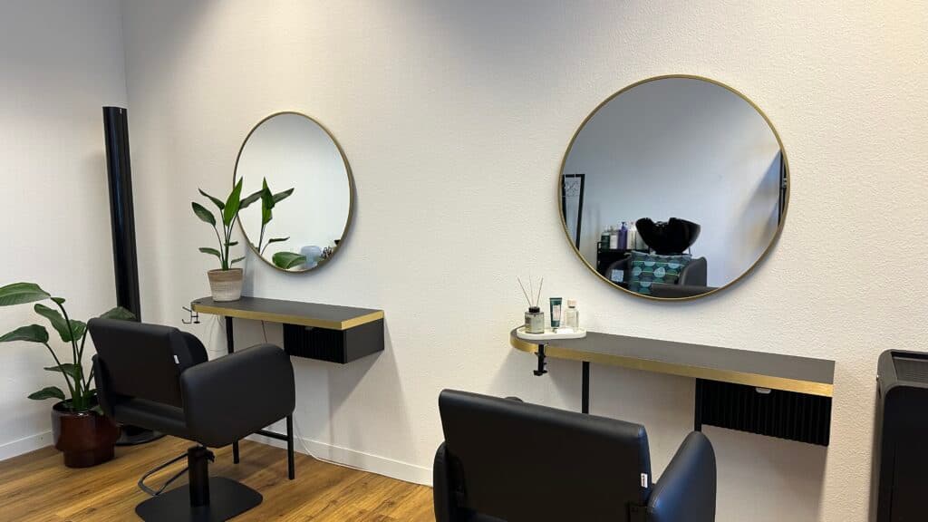 NINA. Hairstudio — Coiffeur in Opfikon (Bild 2)