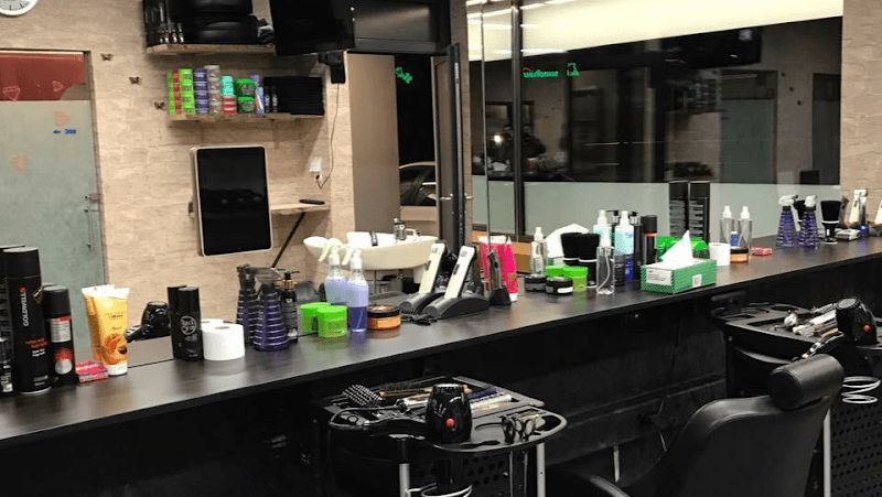 Coiffeur 21 ZÜRI — Coiffeur in Zürich