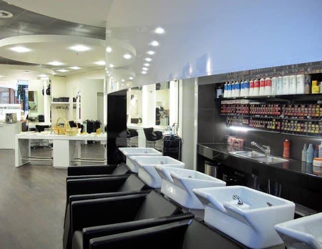 Coiffina Coiffure Dielsdorf — Coiffeur in Dielsdorf