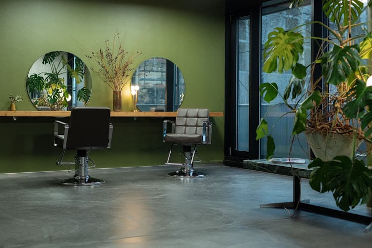 Danja Schneider Hairstylist — Coiffeur in Wallisellen