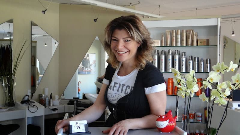 Coiffeur Hairpassion — Coiffeur in Dietlikon