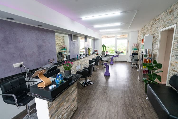 Coiffeurkunst by Cornelia Pöschick — Coiffeur in Winterthur
