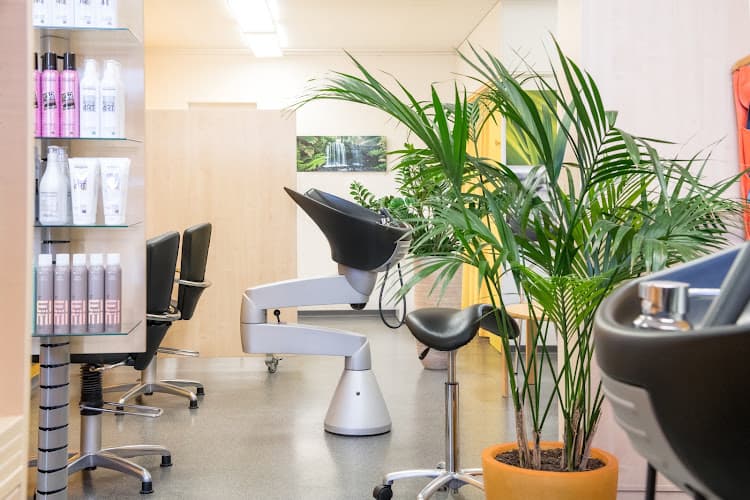 Coiffure Sunneschy — Coiffeur in Winterthur