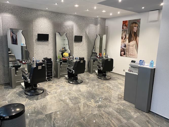 Coiffeur Eliona — Coiffeur in Winterthur