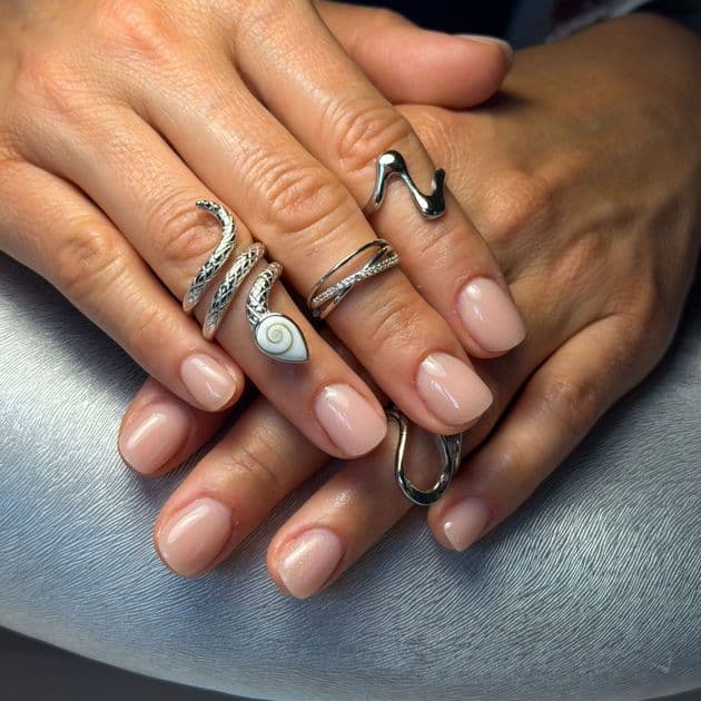 C Nails Nagelwerk by Christian Werner — Nagelstudio in Winterthur (Bild 2)