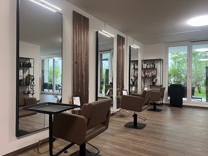 Luxe Coiffure