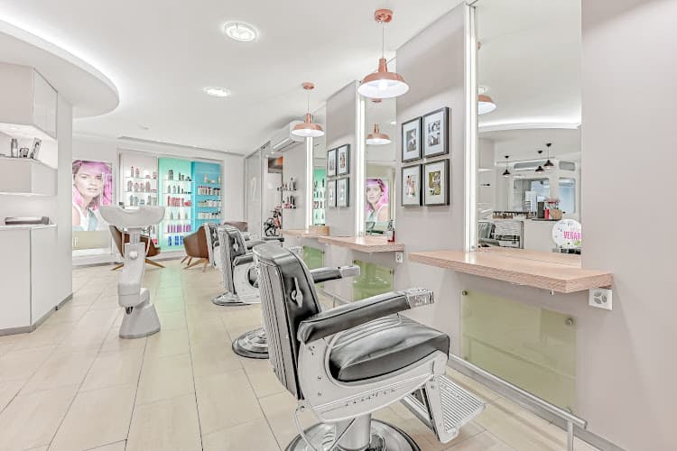 Hairstylist Pierre (Winterthur Technikumstrasse) — Coiffeur in Winterthur
