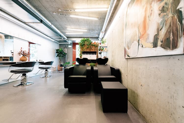 THE CHAIR. — Coiffeur in Winterthur