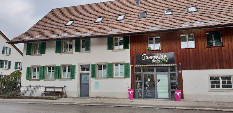 Sunneklar hairstyling Sarah Witschi — Coiffeur in Dübendorf