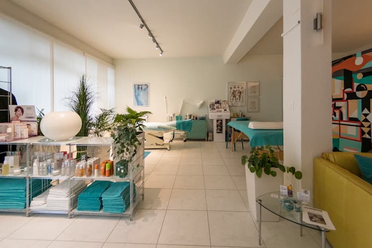 Malvina Cosmetic & Massage | Uster — Kosmetikstudio in Uster