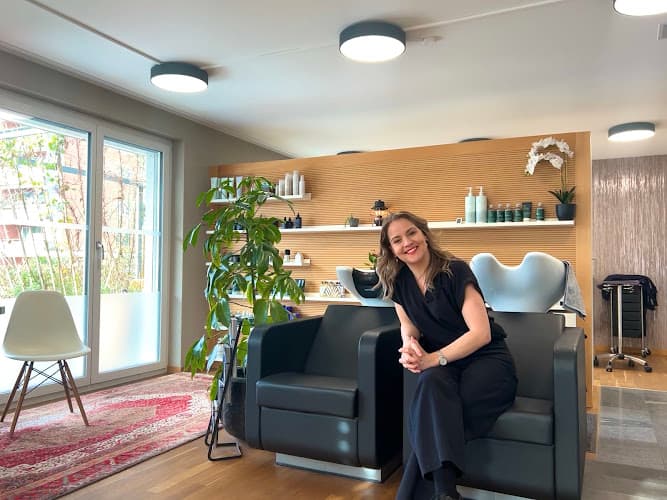 Frisurenwerkstatt Lea Grob — Coiffeur in Wetzikon