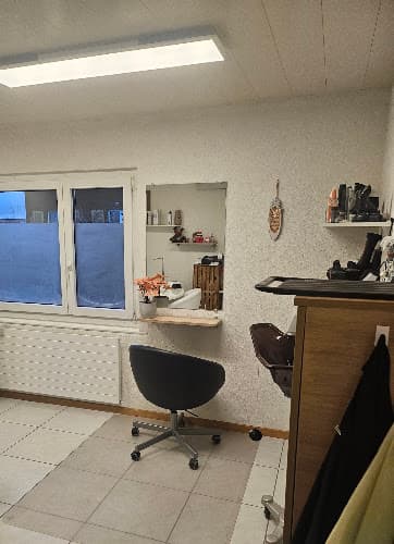 Flying Scissor — Coiffeur in Wetzikon