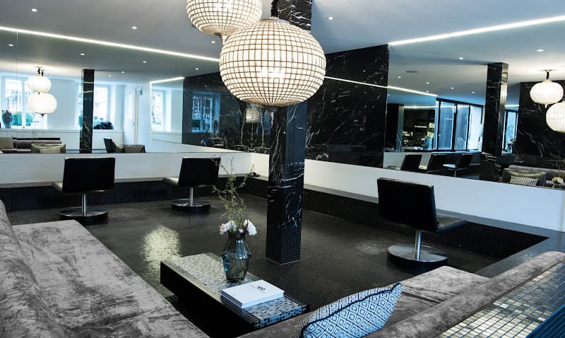 boa — Coiffeur in Meilen