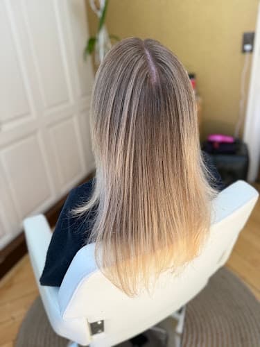 HairCulture | Melanie Mueller — Coiffeur in Uetikon