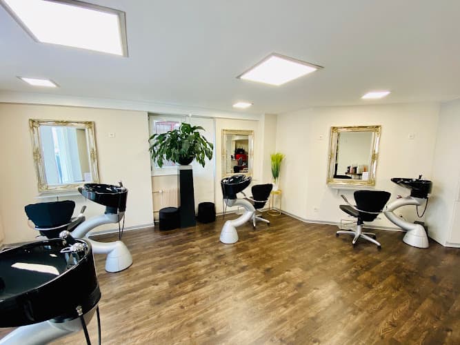 Haar.Design Männedorf GmbH — Coiffeur in Männedorf