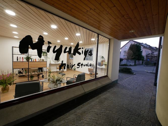 Miyukiya Hair Studio — Coiffeur in Männedorf
