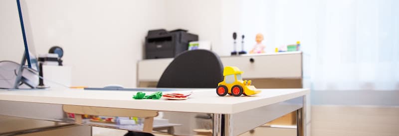 Kinderarzt Albisriederdörfli | Pediatrician Zurich | Zürich Altstetten — Arzt in Zürich