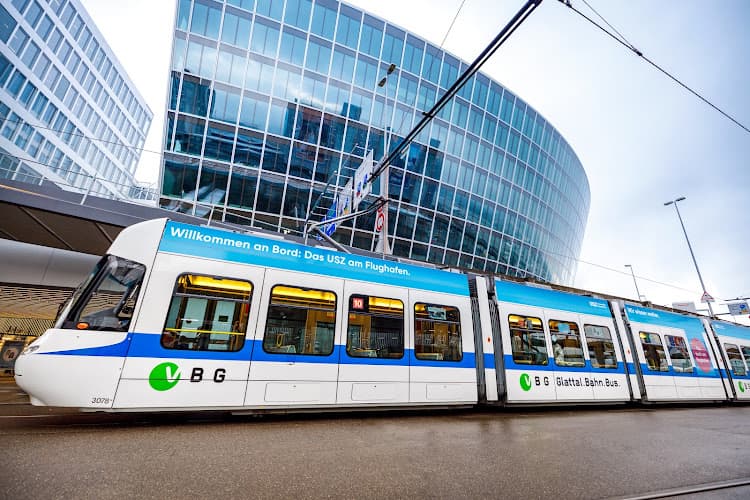 Klinik für Gastroenterologie und Hepatologie USZ Flughafen — Arzt in Zürich