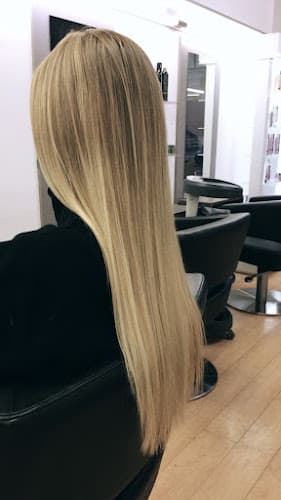 Coiffeur Glam KLG — Coiffeur in Zürich
