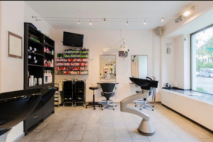 Hair Création Zoro — Coiffeur in Zürich
