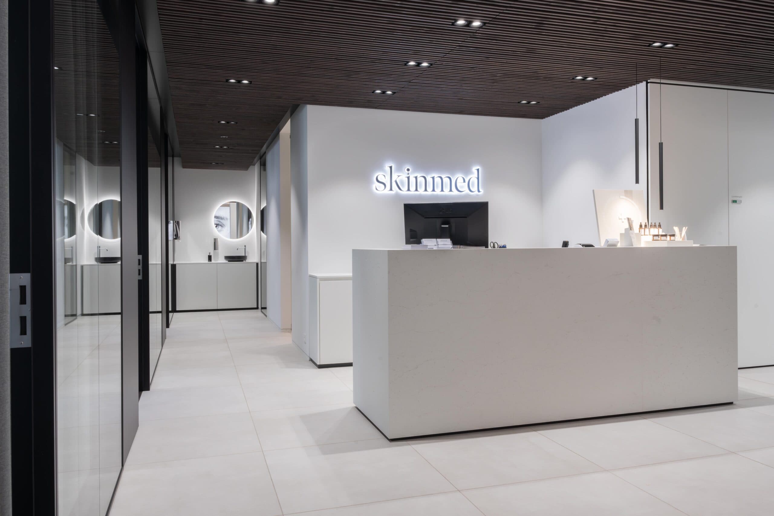 Skinmed Dermatologie Zürich und Praxis für Ästhetische Medizin — Arzt in Zürich (Bild 2)