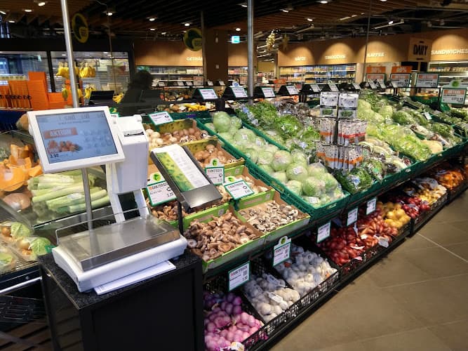 Migros-Supermarkt - Zürich - Witikon-Zentrum — Supermarkt in Zürich