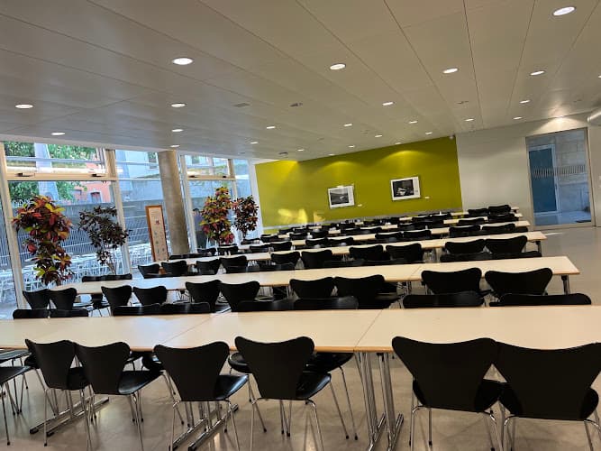 ZHAW Mensa St. Georgenplatz — Restaurant in Winterthur