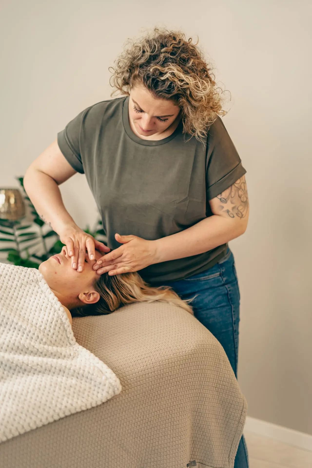 Naturkosmetik | Gua Sha | Natural & Balance — Kosmetikstudio in Zürich (Bild 2)