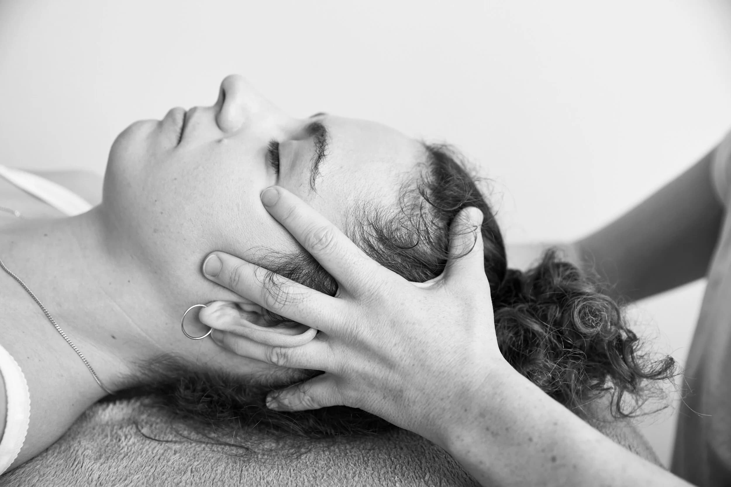 Lea Monn Praxis für manuelle Therapie (Osteopathie, Craniosacral Therapie, Med.Massage, Energiemedizin) — Naturheilpraktiker in Zürich (Bild 3)
