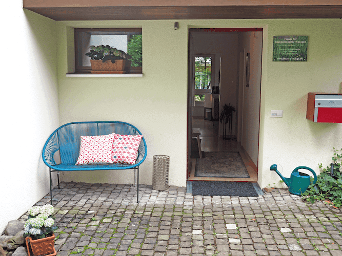 shiatsu-lounge: Praxis für Shiatsu Zürich / Körpertherapie & Prozessarbeit — Massage in Zürich