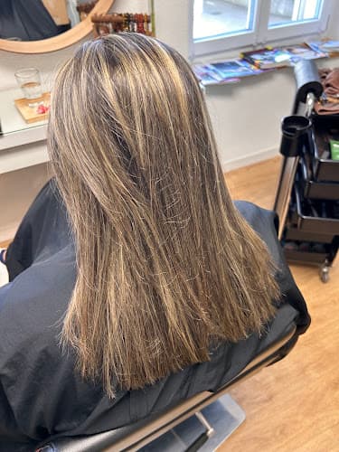 Natur Haar Energie - Naturcoiffeur & Seelenpflege St. Gallen