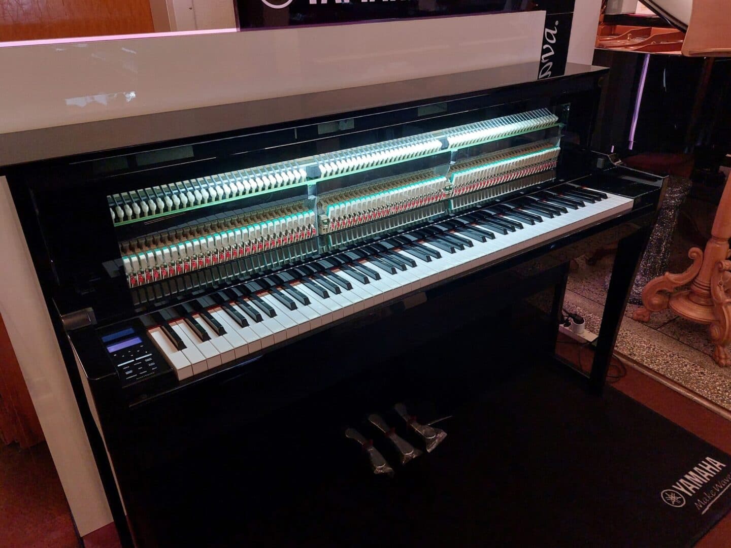 Heutschi Piano AG — Geschaeft in Bern (Bild 2)