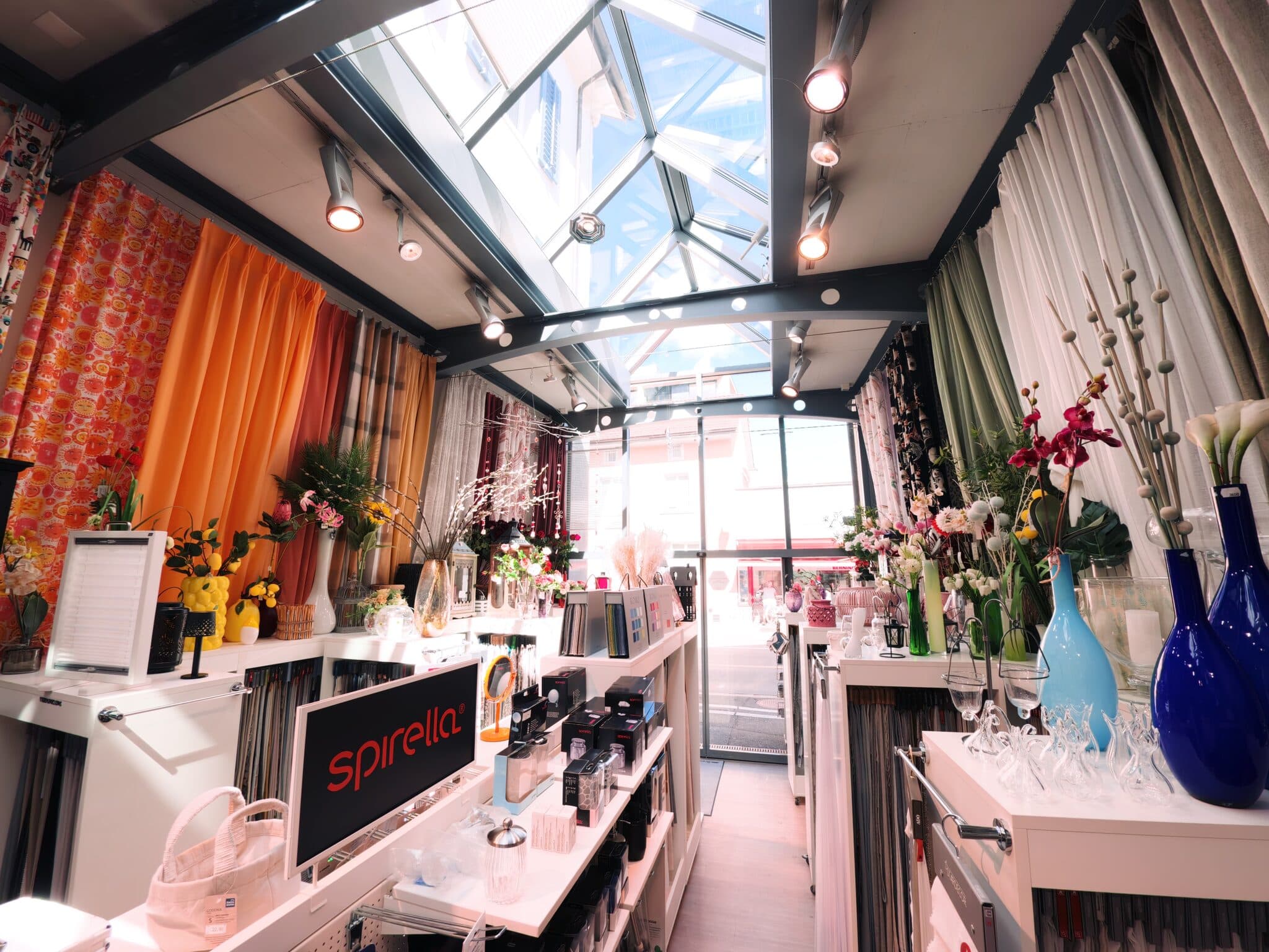Ambiente Decor C. S. Bachmann — Innenarchitekt in Uster (Bild 2)