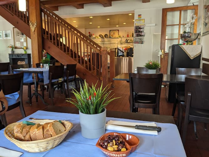 Centro Lusitano de Zurique — Restaurant in Zürich