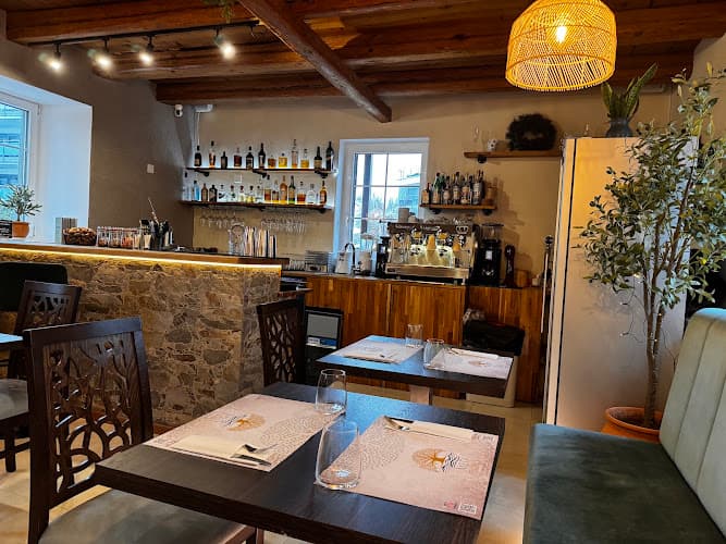 Med D'Oro Niederglatt — Restaurant in Niederglatt
