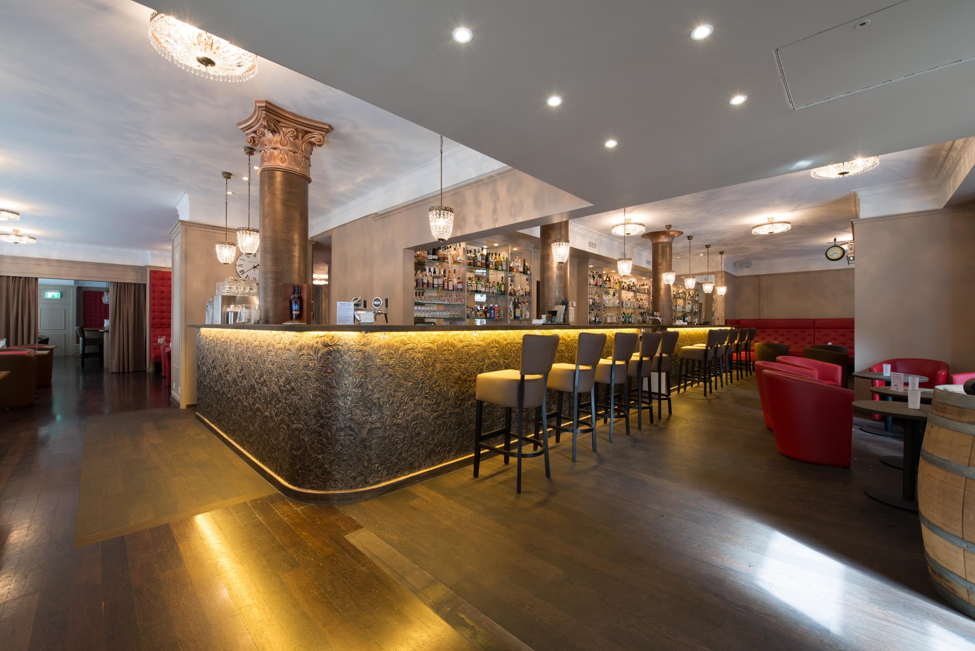Simplon Bar & Restaurant — Bar in Zürich (Bild 2)