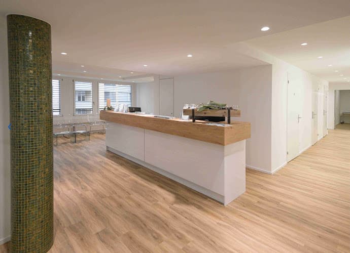 ST Med | Praxis am Sternen | Healthcare & Nutrition Center — Arzt in Zürich