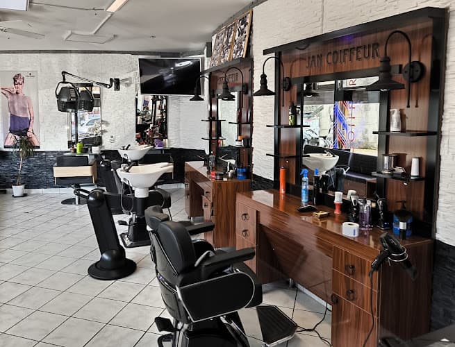 JAN Coiffeur — Coiffeur in Gossau ZH
